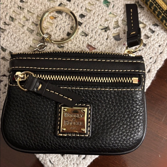 Dooney 🆕 Bourke Black Pebbled Italian Leather Keychain Pouch beautiful - Picture 6 of 6